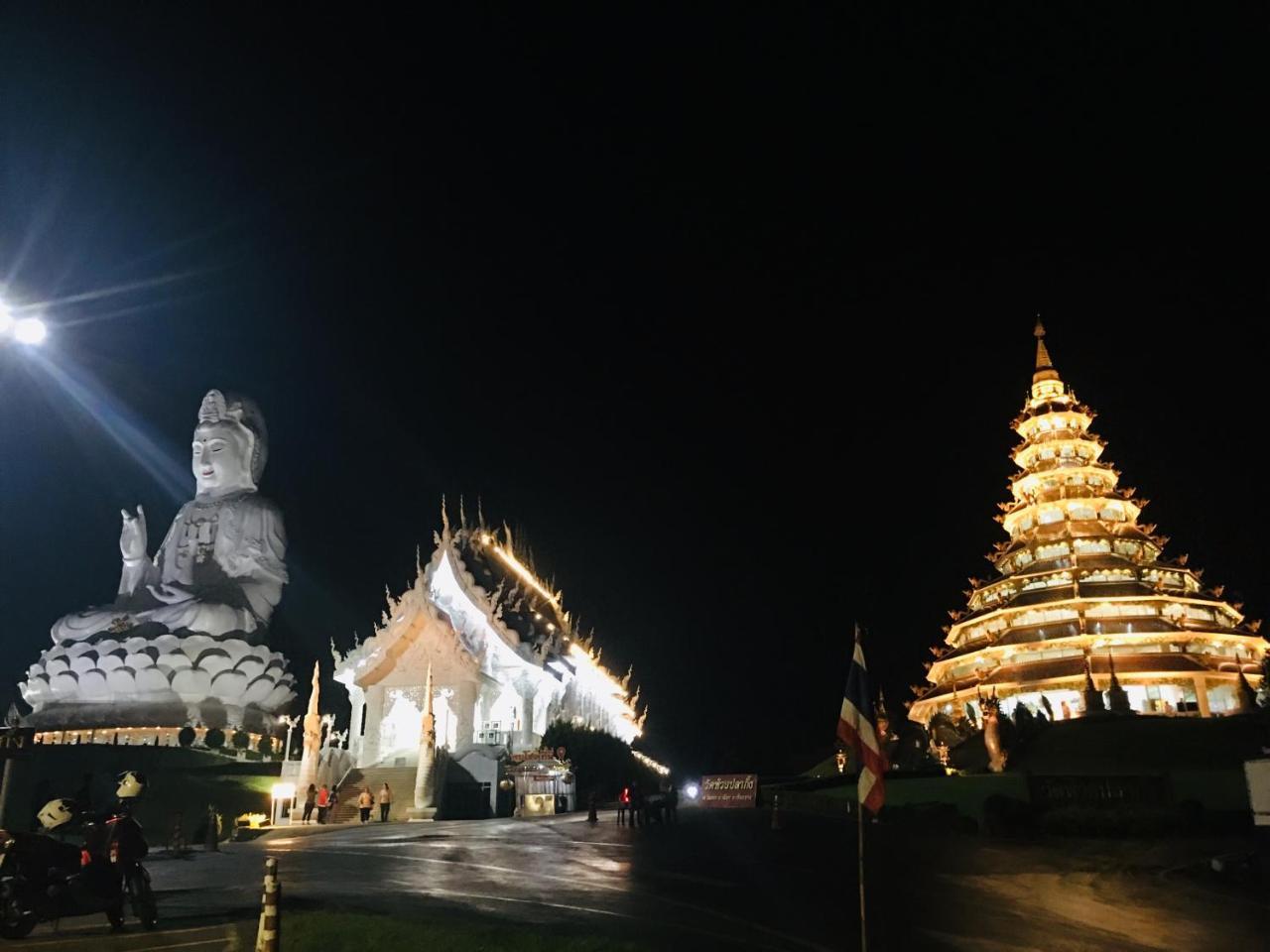 Chat House Soi 18 Mithuna Chiangrai Chiang Rai Eksteriør billede